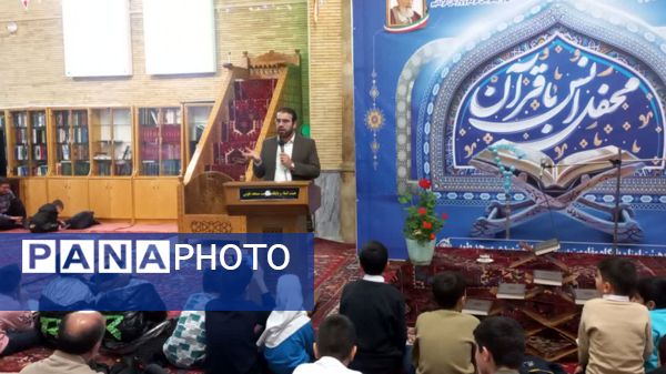 طنین آیات وحی در بزرگ‌ترین محفل قرآنی آذربایجان شرقی