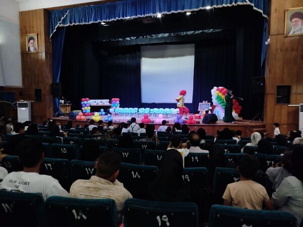جشن باشکوه فارغ‌ التحصیلی نوگلان رنگین کمان کاشمر