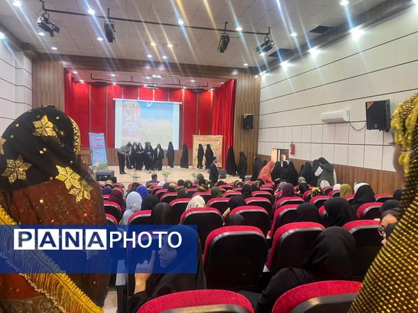 جشنواره سرود در فرهنگسرای فین