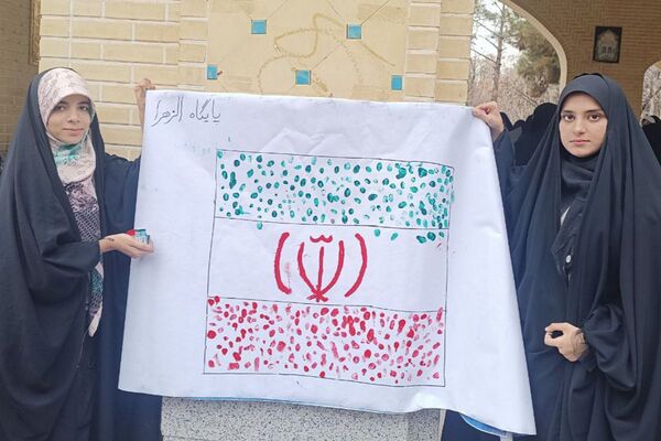 راهپیمایی باشکوه مردم قیامدشت در حمایت از آرمان‌های انقلاب