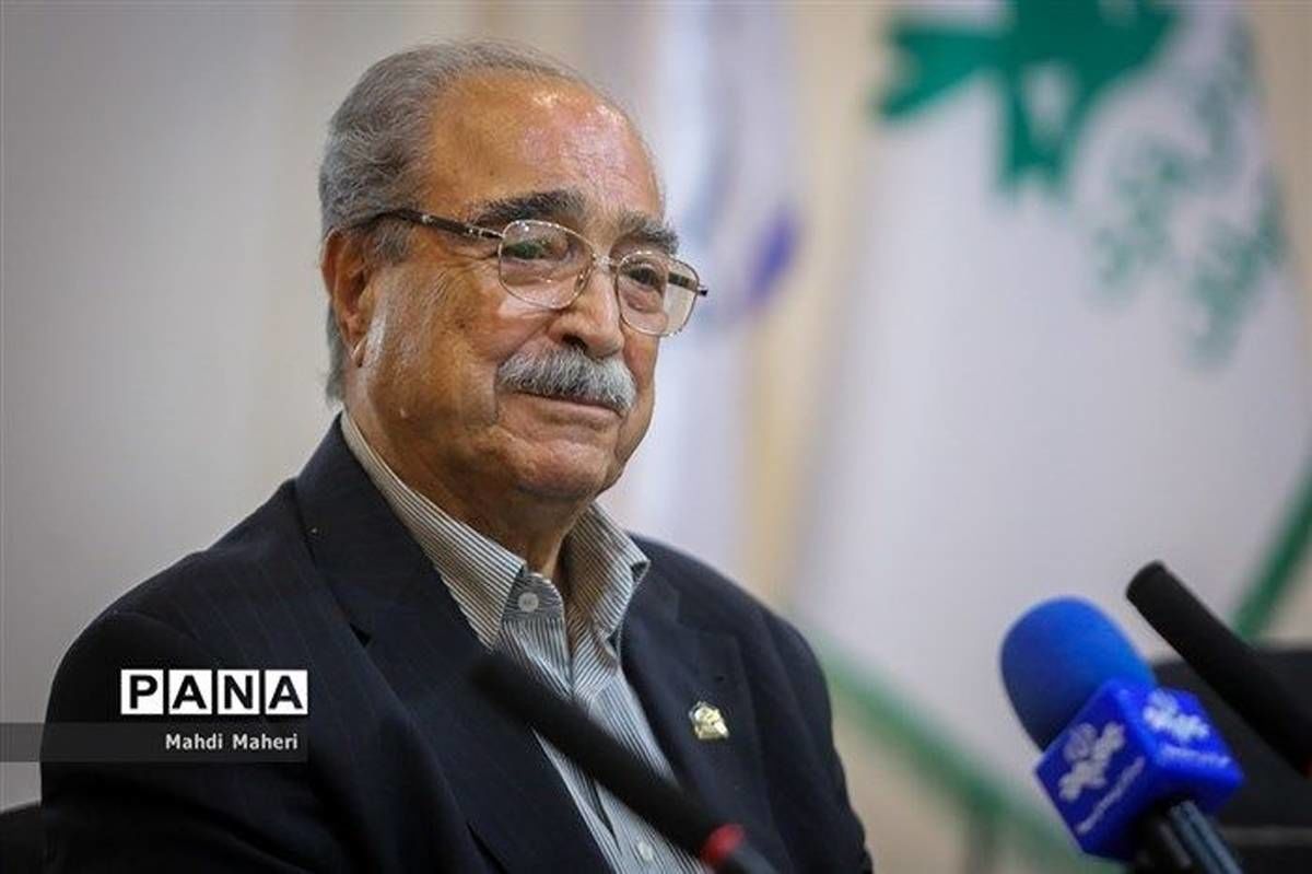 ناصر قفلی خیر نیک‌اندیش و انسانی وارسته بود