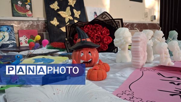 نمایشگاه هنری مدرسه شهید مدرس تبریز