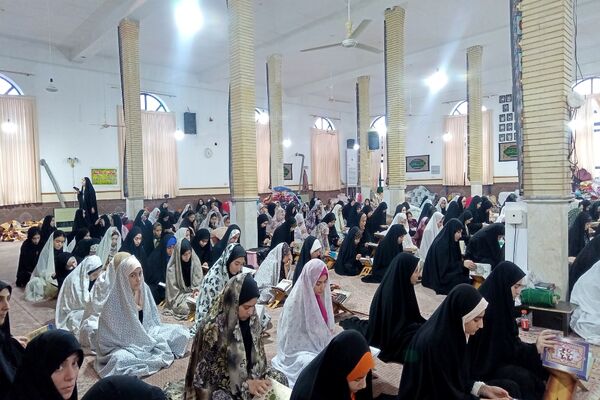 اعتکاف دانش‌آموزی درشهرستان مرزی پارس آباد 