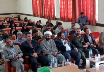 جشن جوانه‌ها در مدرسه الزهرا؛ آغاز فصلی تازه برای دانش‌آموزان پایه هفتم