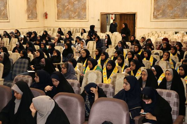 آموزش مقدماتی خبرنگاری در کانون اندیشه شهر کرمان