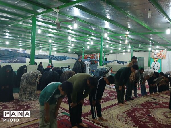 افطار و نماز جماعت روز پنجم ماه رمضان در حسینیه شهید جشاری
