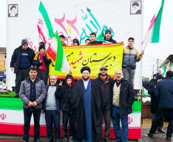 حماسه حضور نسل‌های انقلاب در لنگرود