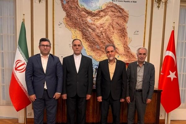 تقویت تعاملات دیپلماتیک آموزشی ایران در ترکیه