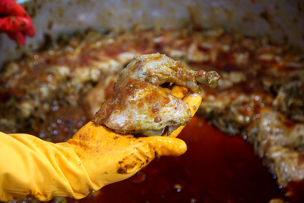 آشپرخانه حرم حضرت معصومه(س) در شب میلاد امام حسن مجتبی(ع)