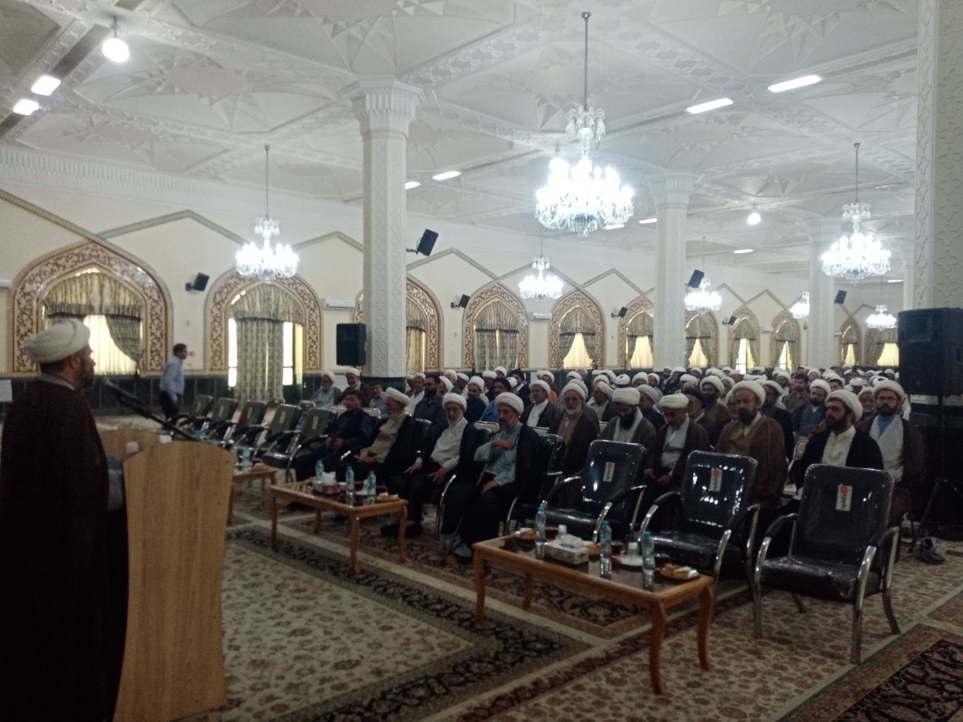 نشست روحانیون کاشمر با تولیت آستان قدس رضوی 