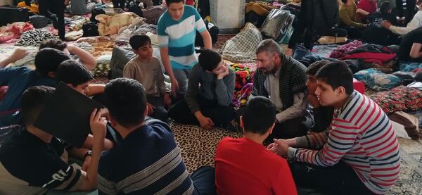  حس و حال معنوی دانش آموزان شرکت کننده در اعتکاف دانش آموزی مسجد مصلی طوقچی اصفهان