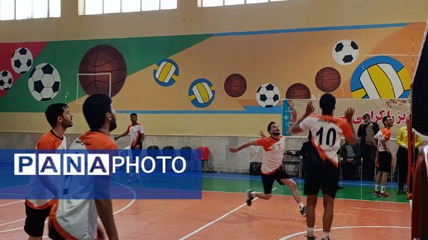 افتتاحیه مسابقات والیبال به‌مناسبت دهه مبارک فجر در نیشابور