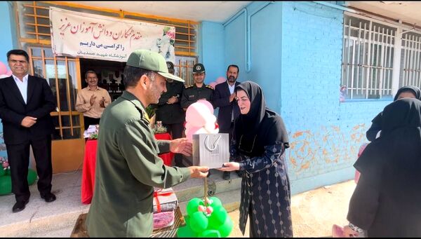 برگزاری مراسم سپاس معلم در خلیل آباد 