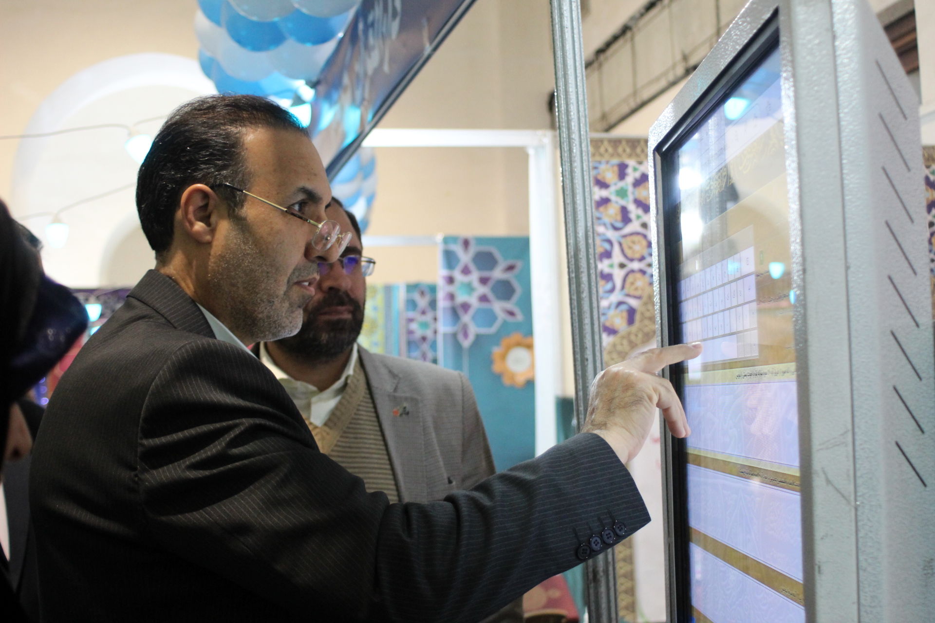 غرفه وزارت آموزش و پرورش در نمایشگاه قرآن، مدرسه‌ای برای ترویج فرهنگ قرآنی و مذهبی است