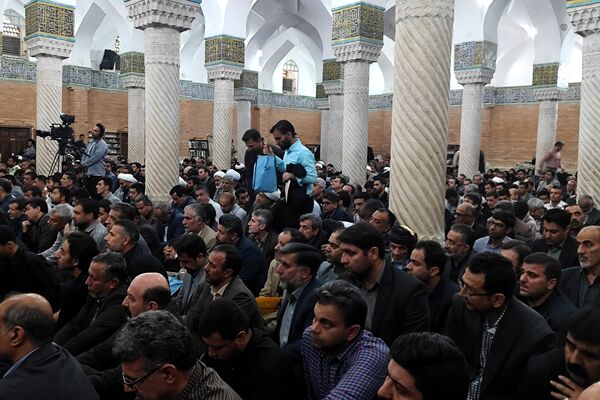 مراسم بزرگداشت شهیدان راه خدمت در مسجد جامع سنندج 