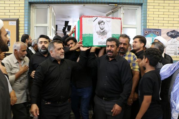 تشییع دانشجوی جهادگر «محمدحسین دریس»