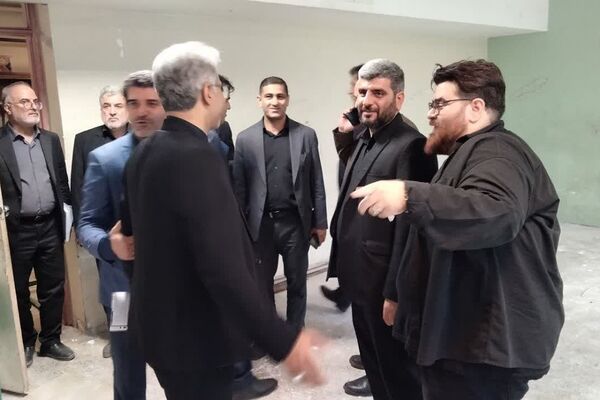 بازدید مسئولان با هدف بررسی نیازهای آموزشی از مدارس پیشوا