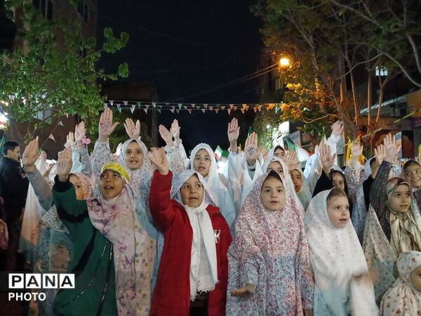 حضور دختران کرجی؛در جشن دهه کرامت  