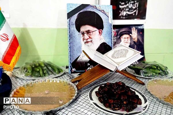 حضور پرشور فرهنگیان و دانش‌آموزان مانه در آیین جاماندگان وداع با امام شهید