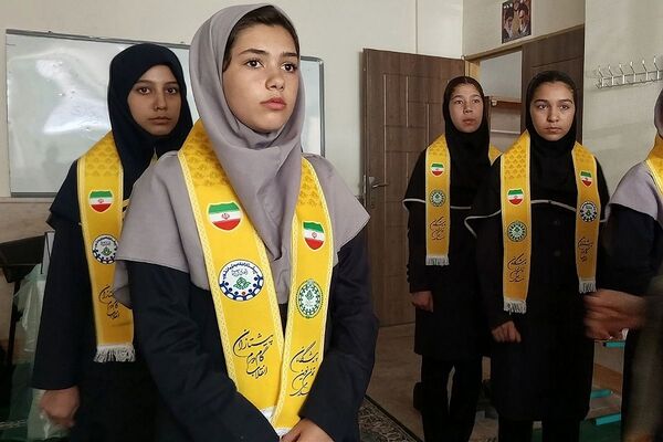 کارگاه آموزشی پیش اردوی منطقه‌ای پیشتازان در بهارستان‌۲