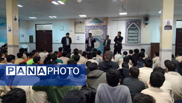 آشنایی با دنیای تراشکاری در دبیرستان ابوریحان بیرونی