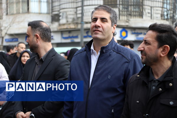 راهپیمایی باشکوه ۲۲ بهمن در قاب تصویر