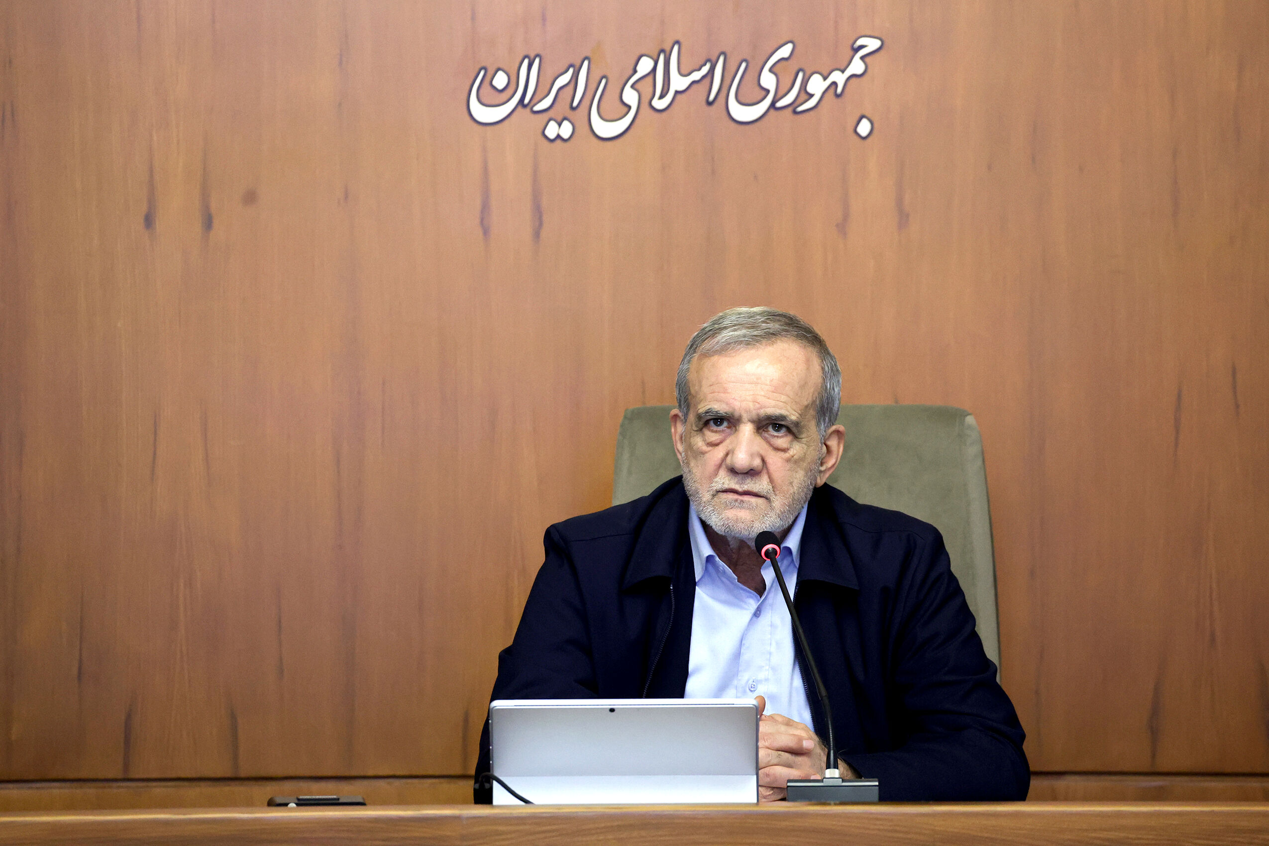 راه حل مشکلات کشور در بازگشت به توانمندی‌های درونی نهفته است