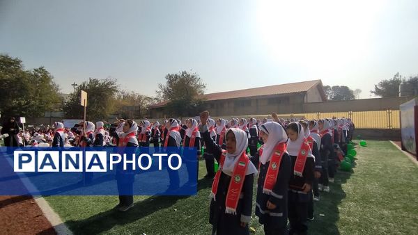 برگزاری همایش دانش‌آموزان پیشتاز منطقه ۱۰