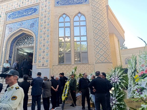 تشییع پیکر زنده یاد جناب سرهنگ حسین بیات مختاری