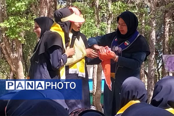 اردوی پایانی پیشتازان دختر مقطع متوسطه ناحیه 4 شیراز 