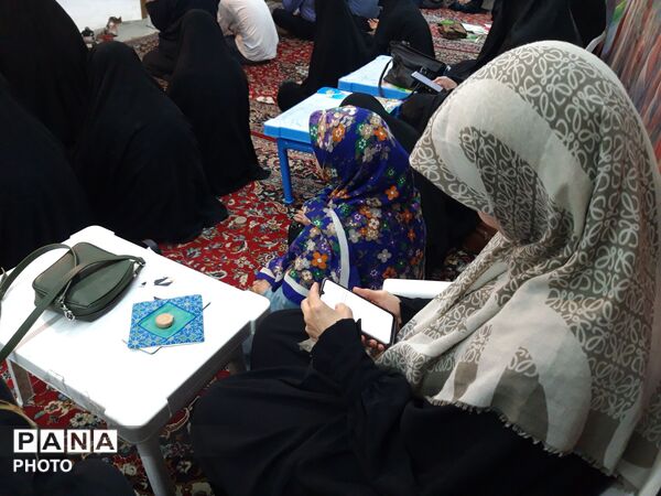اقامه نماز استغاثه به امام زمان (عج) در موکب حماسه مقاومت دانش آموز 