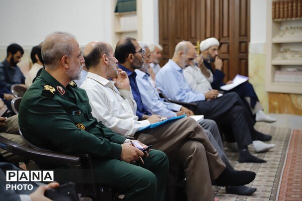 دوره توانمندسازی و توجیهی راویان دفاع مقدس در اداره‌کل آموزش و پرورش شهر تهران