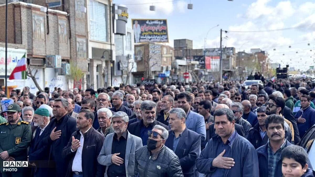 مراسم تشییع پیکر شهید رمضان محمد صادق نظافتی