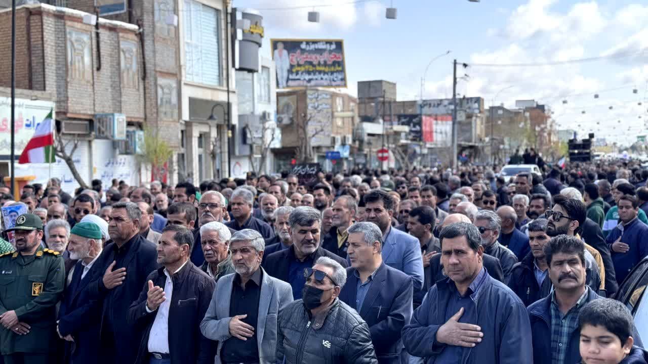مراسم تشییع پیکر شهید رمضان محمد صادق نظافتی