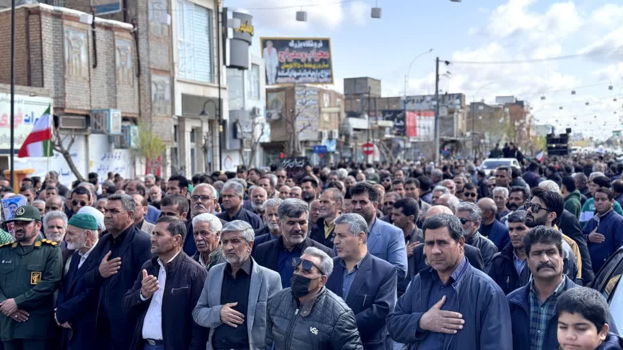 مراسم تشییع پیکر شهید رمضان محمد صادق نظافتی