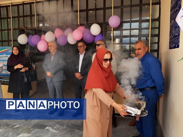 زنگ شکوفه‌ها در شهرستان عباس‌آباد به صدا درآمد