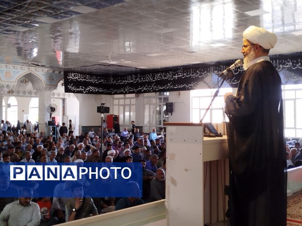 نماز جمعه شهرستان کاشمر با حضور پر رنگ مردم برگزار شد 