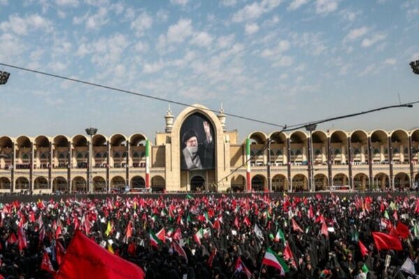 وداع باشکوه مردم با نماد ایستادگی و مقاومت؛ بدرقه‌ای ماندگار در تاریخ