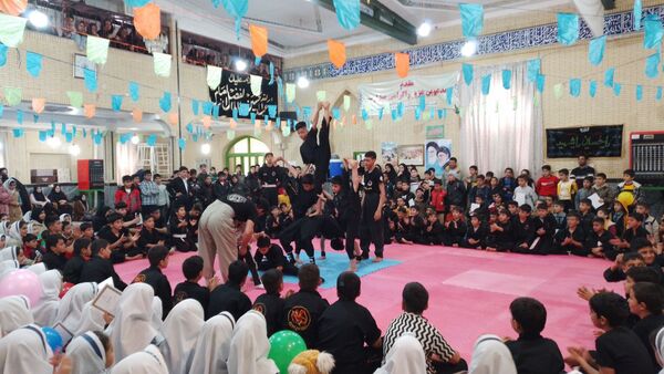 جشن نیمه شعبان دانش‌آموزان باهنر در حسینیه سیدالشهدا