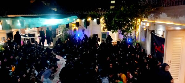 روضه خانگی توسل به حضرت سیدالشهدا(ع)در شهرستان کاشمر 