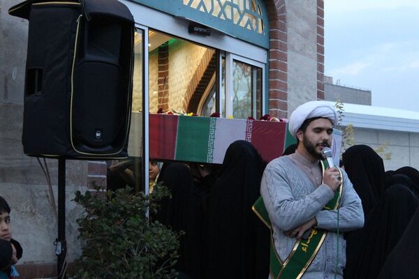مراسم میزبانی شهدای گمنام دفاع مقدس در البرز