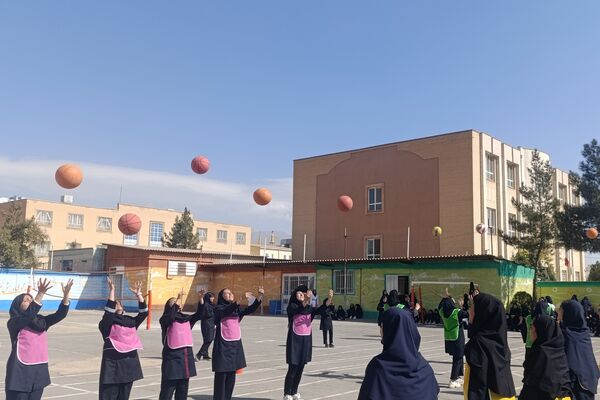 افتتاحیه المپیاد ورزشی درون مدرسه ای در دبیرستان مهر نیشابور