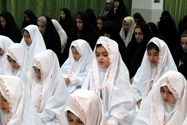 جشن تکلیف دختران مدارس درق