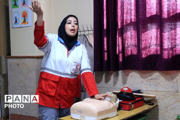 اجرای اولین دوره آموزشی کیفیت‌بخشی سلامت و تندرستی در بهارستان‌دو