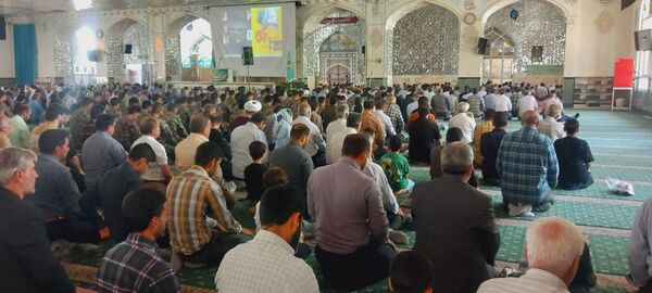 نماز جمعه ای متفاوت با بوی خون خبرنگاران شهید