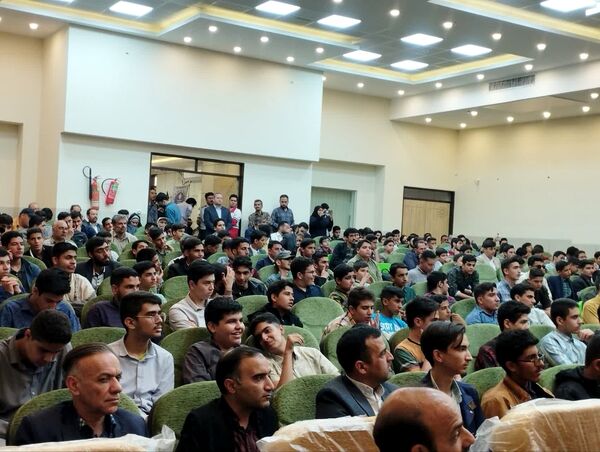 چهل و سومین دوره مسابقات قرآن عترت و نماز دانش‌آموزان استان اصفهان به میزبانی شهر کاشان