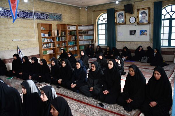 برگزاری مسابقات قرآن دانش‌آموزان دختر عشایر فارس