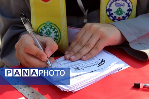 انتخابات شورای دانش‌آموزی در دبیرستان مائده گلوگاه