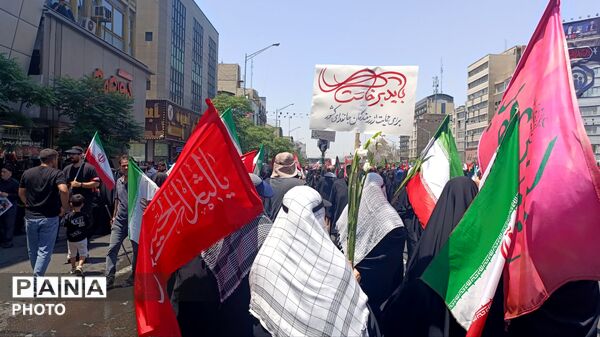 رستاخیز تاریخی لثارات خامنه ای در تهران