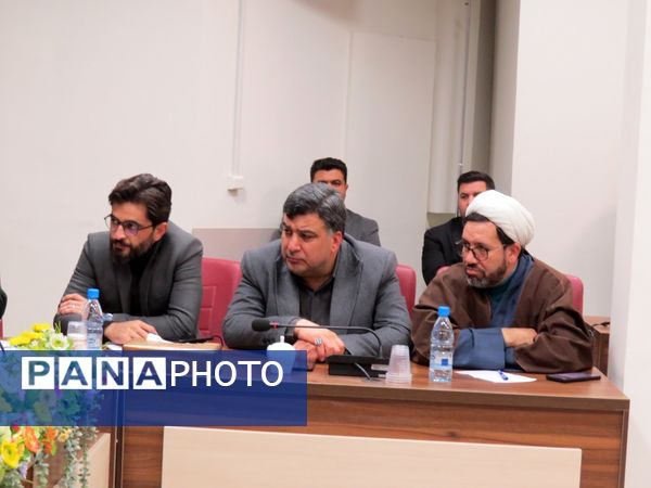 برگزاری جلسه ستاد دهه فجر استان